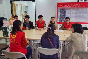 浓浓关爱暖人心，江南网站_江南（中国）集团党支部慰问困难单亲家庭