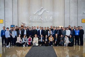 陕西省工业和信息化厅一行领导莅临江南网站_江南（中国）集团考察参观