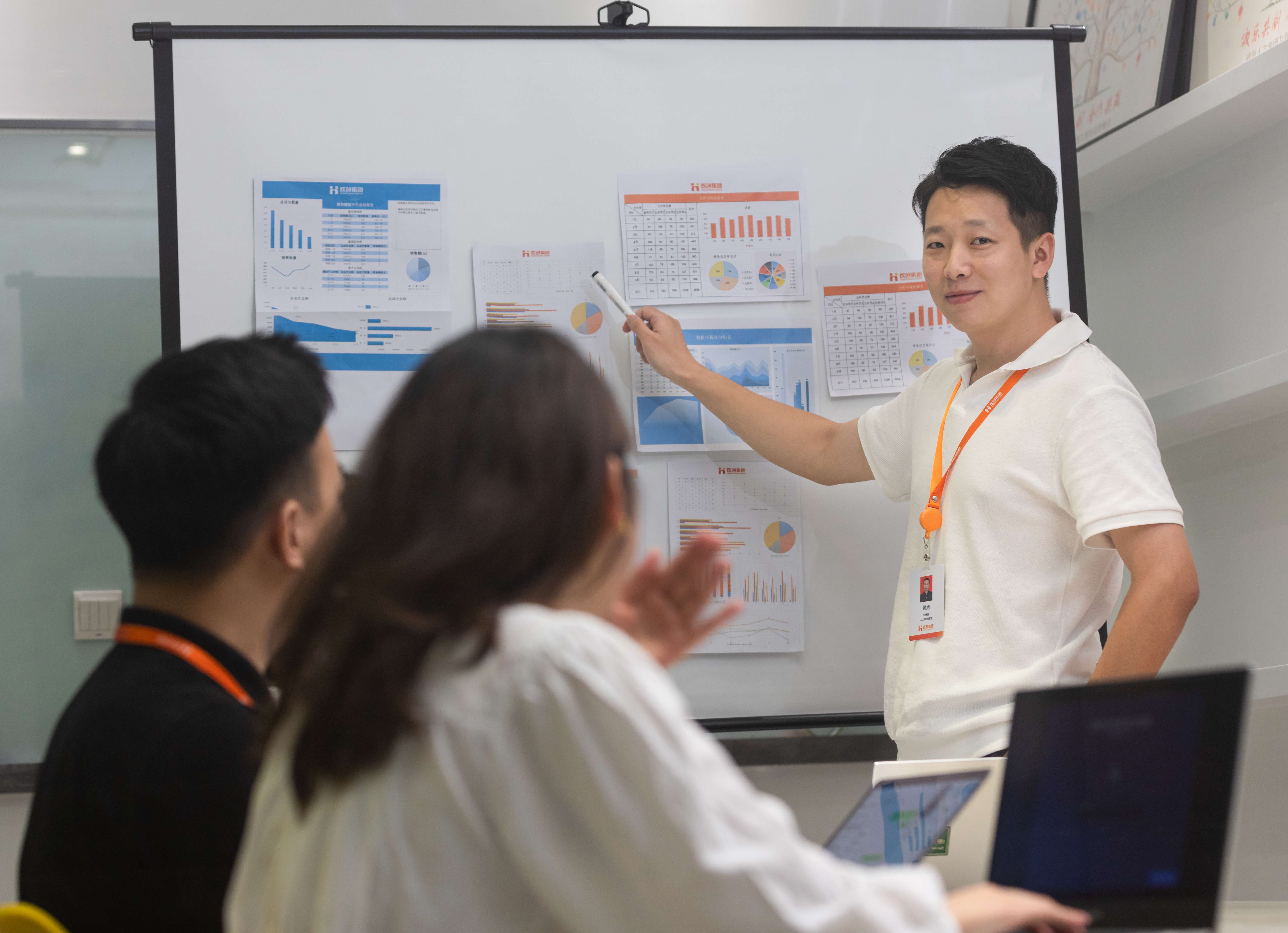 675117ce0f310.jpg GZ8A0094.jpg