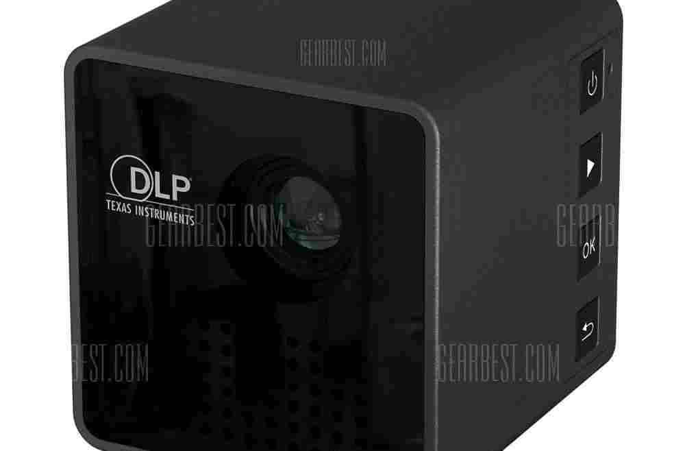 offertehitech-gearbest-UNIC P1+ Mini LED Portable 30 Lumens DLP Home Movie Theater Projector