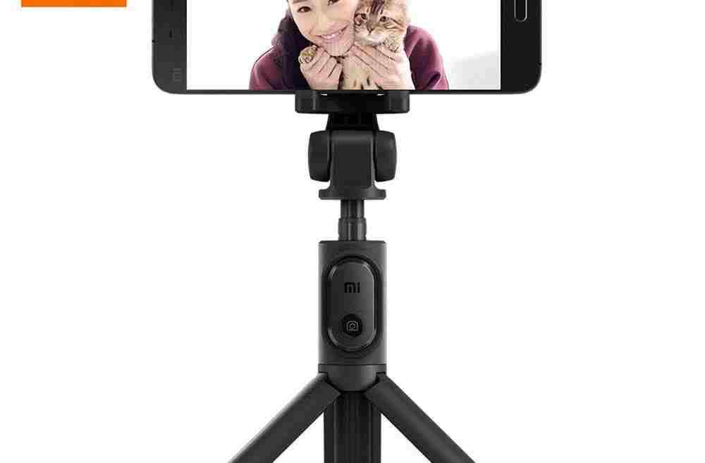 offertehitech-gearbest-Original Xiaomi Selfie Stick Bluetooth Remote Shutter Tripod Holder